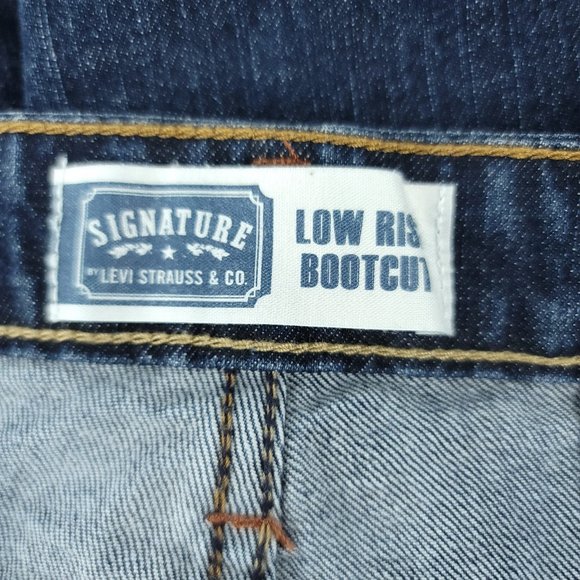 Levis Womens Misses 14 Short 37x28 Signature Low Rise Bootcut Dark Wash Jeans - Picture 8 of 8